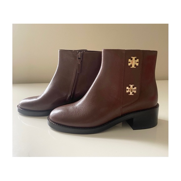 Tory Burch T Lock Leather Ankle Boots SZ 6.5 in Cocoa Brown
